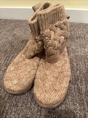 UGG Chestnut Knit Lace-Up Boot Slippers